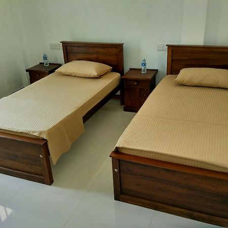 Sounds Of Nature Mini Hotel Mirissa Quarto foto